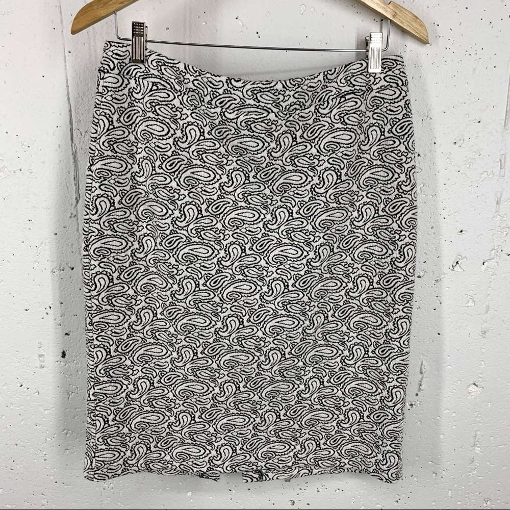 Michael Michael Kors size Medium black white paisley pencil skirt